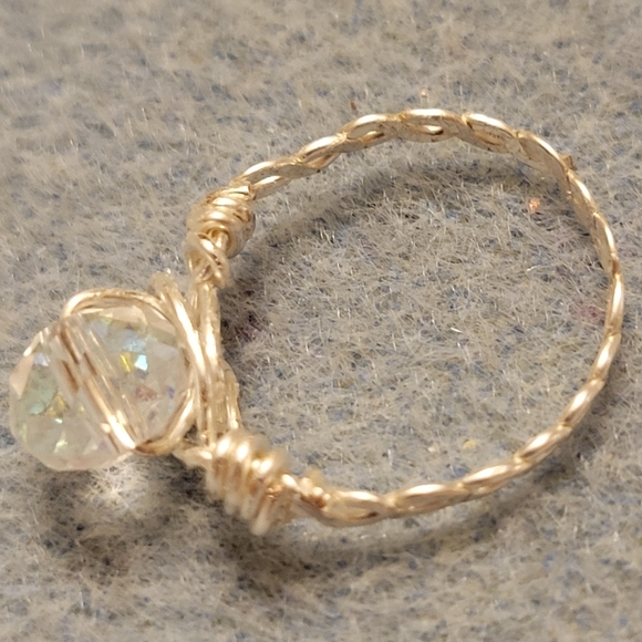 Silver and Clear Crystal Bead Ring - Picture 9 of 9